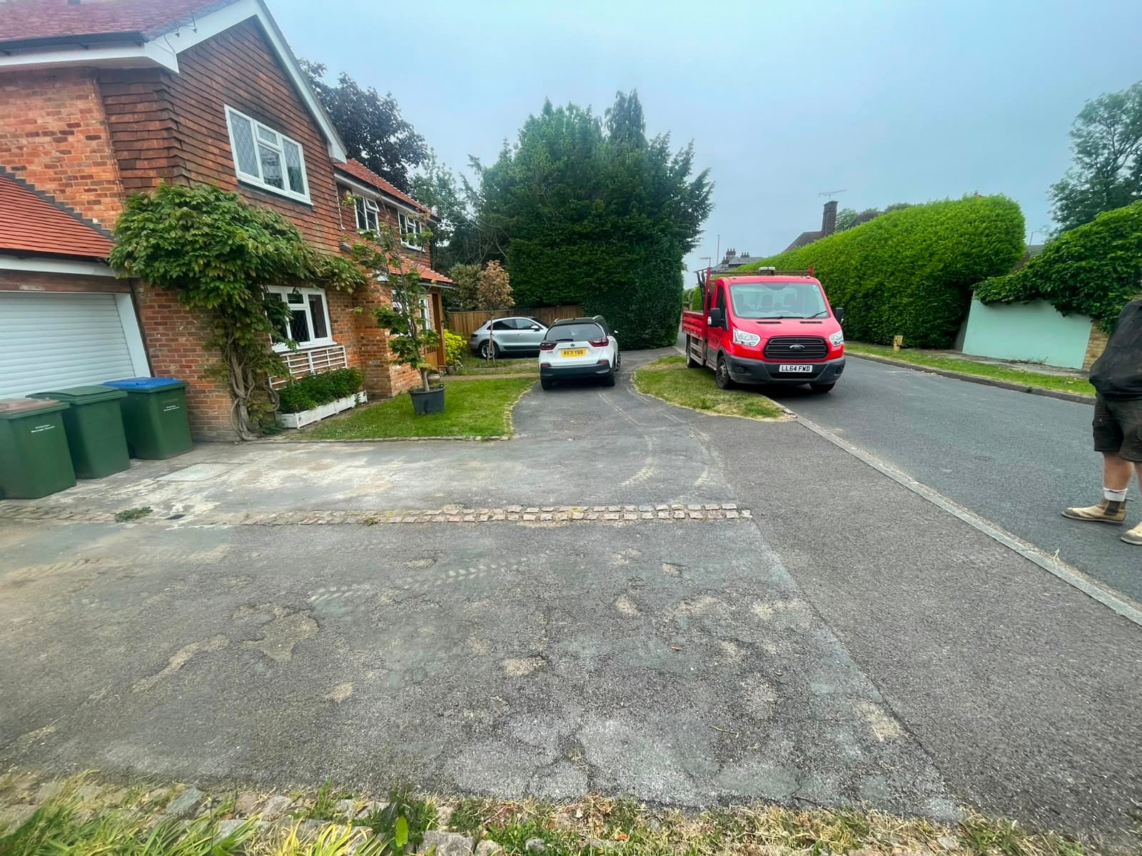 Driveway, patio and landscaping project by Hills Driveways & Patios