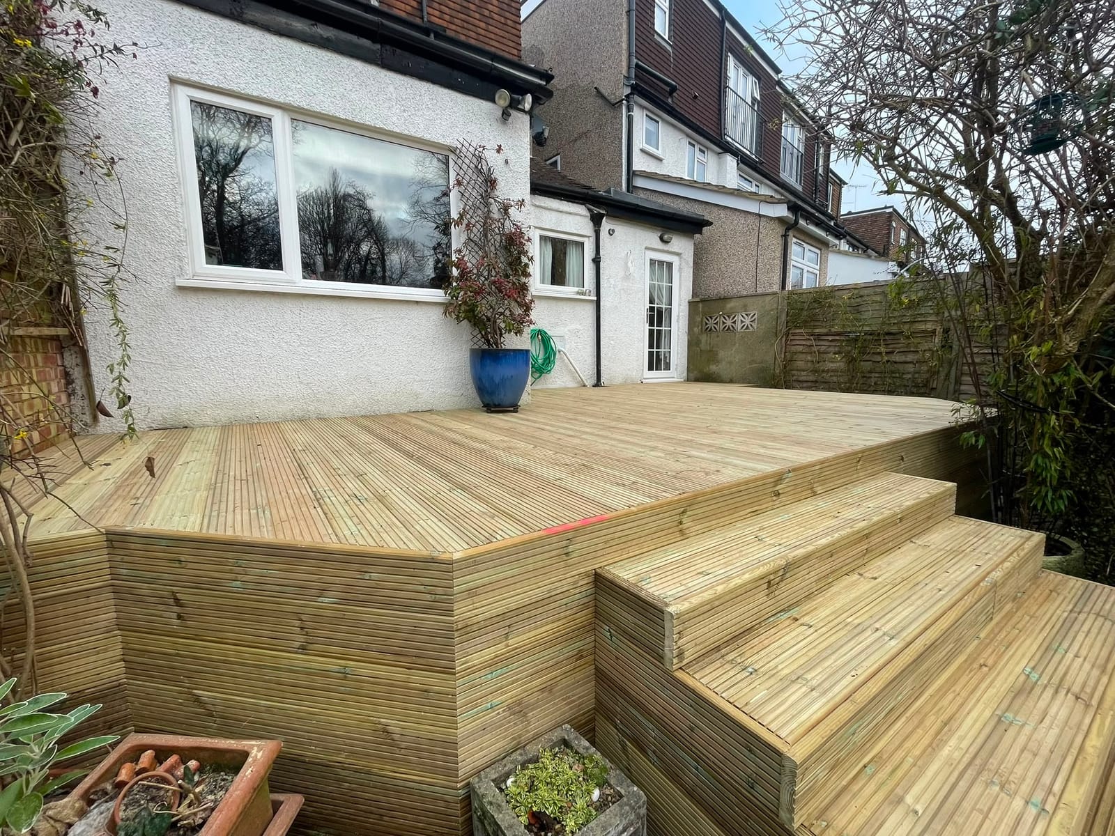 Driveway, patio and landscaping project by Hills Driveways & Patios